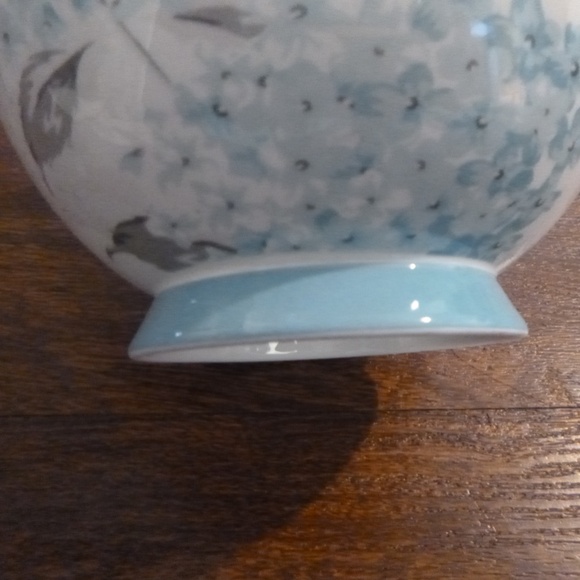 PORTOBELLO BONE CHINA PEDESTAL BOWL - Picture 10 of 13